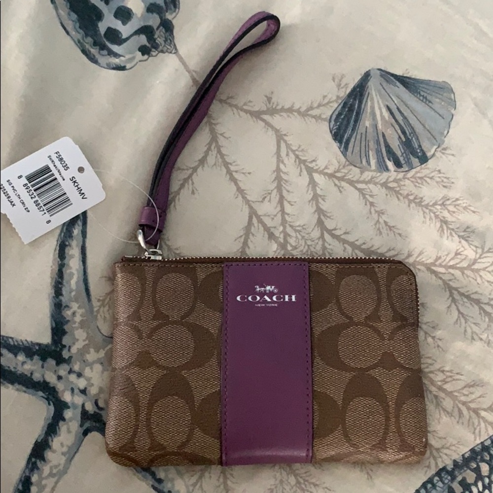 Coach Wristlet - Picture 5 of 5